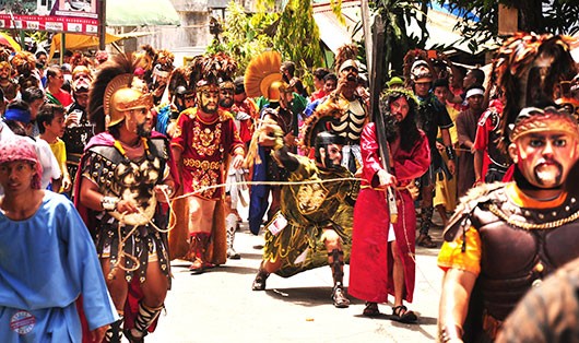 Moriones - Bulong-Bulungan